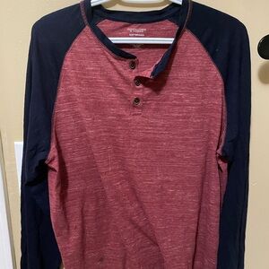 Roundtree & Yorke Maroon and Dark Blue Long Sleeve Shirt